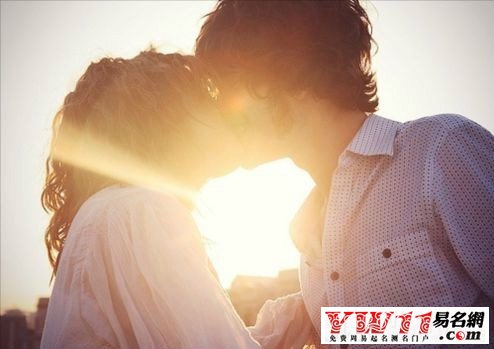 夢(mèng)見和男朋友結(jié)婚